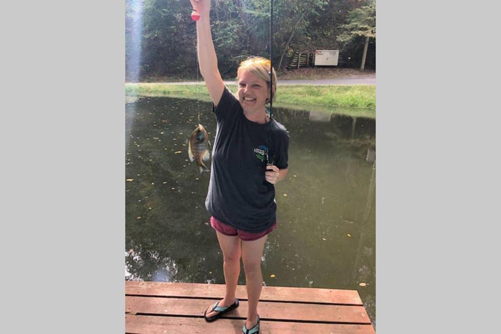 The Fishing Hole Cabin - Sage Vacations ガトリンバーグ エクステリア 写真
